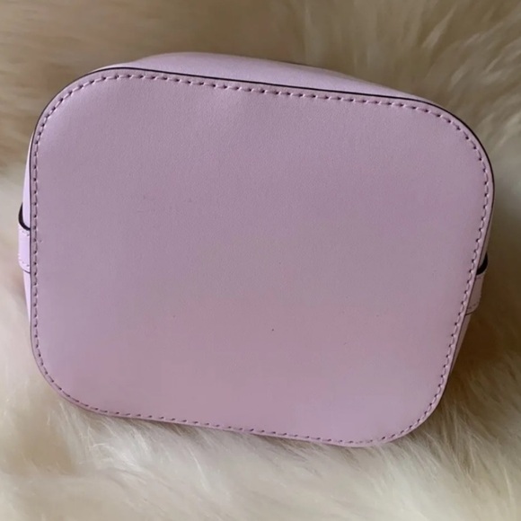 Kate Spade NWT Pippa flock party parrot embellished leather bucket Crossbody bag - Picture 10 of 13